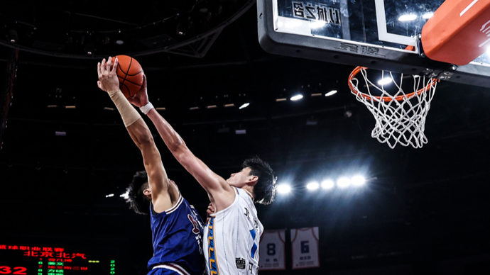 姆巴佩：防守维尼修斯90分钟，太折磨边后卫了（姆巴佩：边后卫盯防维尼修斯整场比赛，真是太煎熬）