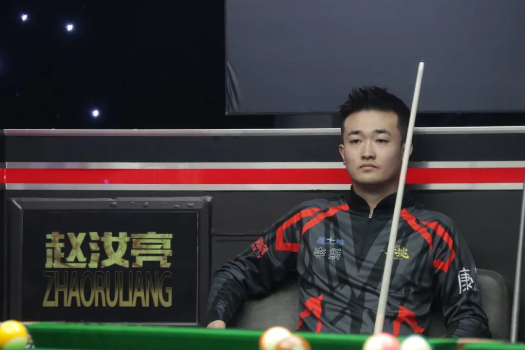 后卫位置上 后卫位置上